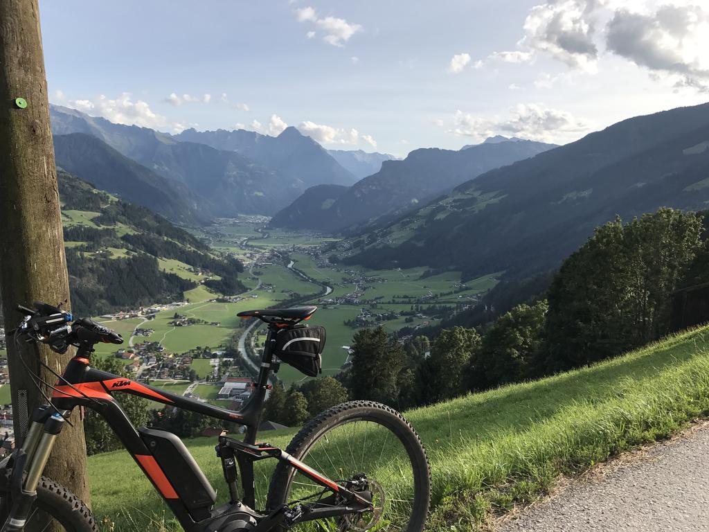 Landhaus Rieder Im Zillertal Daire Aschau Im Zillertal Dış mekan fotoğraf